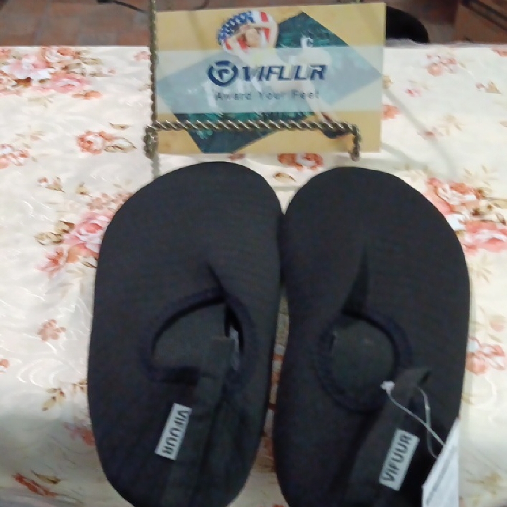 Black Women's Slippers